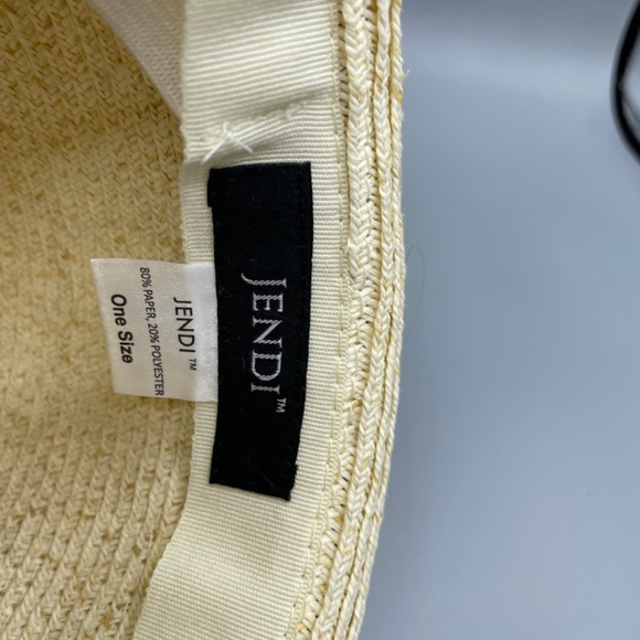 Womens summer or beach adjustable hat - Picture 3 of 7